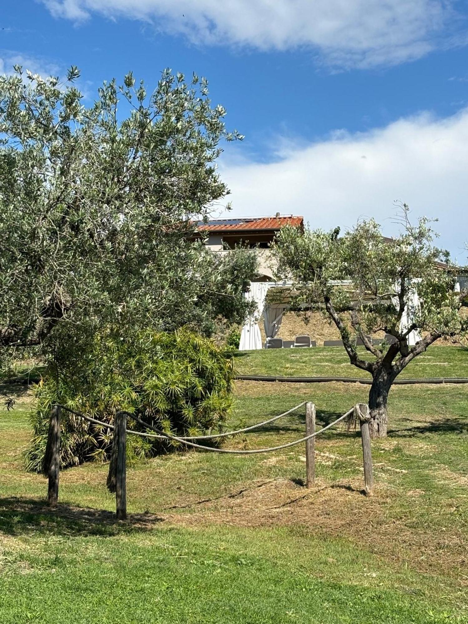 Relais Dei Molini Acomodação com café da manhã Castagneto Carducci Exterior foto